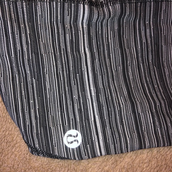 COPY - Lululemon Athletics - Picture 2 of 8